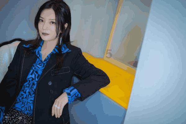 昼夜奋战 湘潭县城管执法局全力清雪除冰保畅通